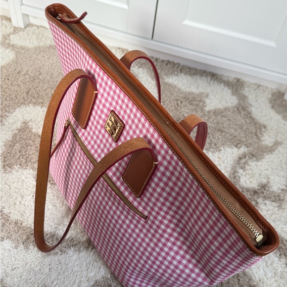 Dooney & Bourke Tote Bag - Picture 9 of 10